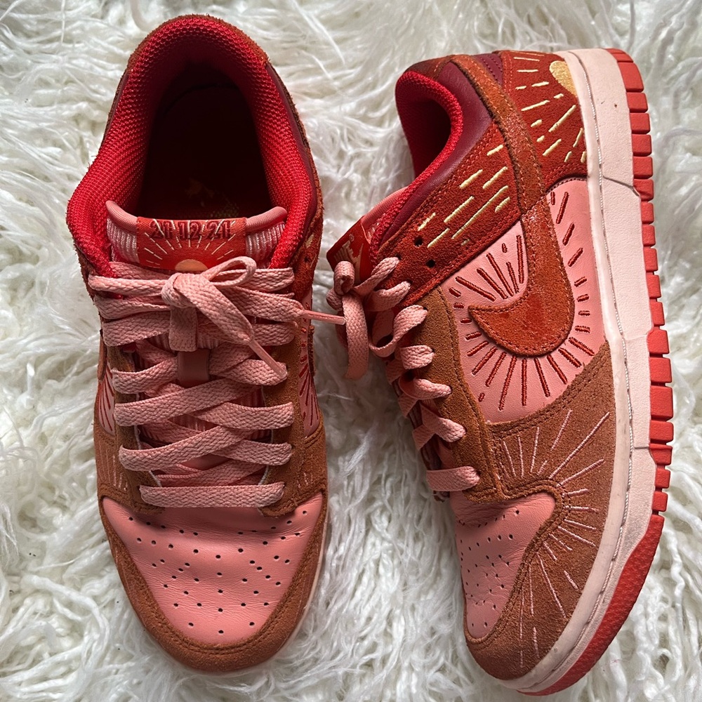 Nike solstice low dunks women’s size 7.5